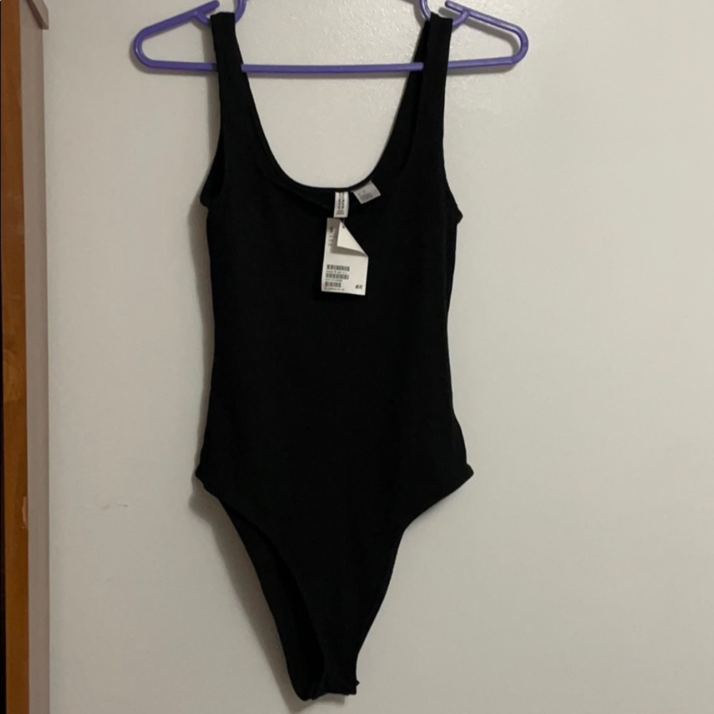 H&M Ribbed bodysuit
